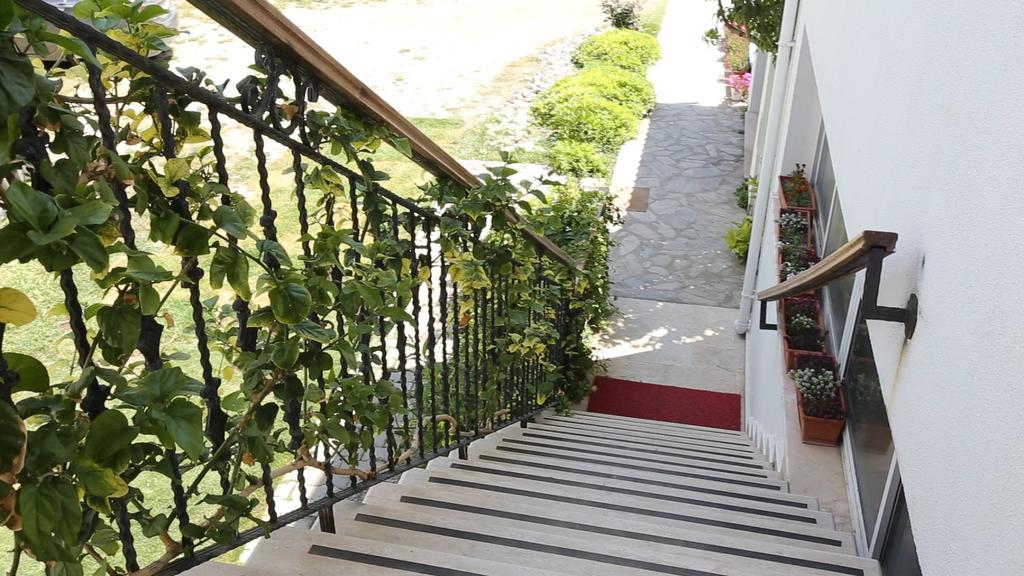 Rota Hotel Karaburun  Exterior photo